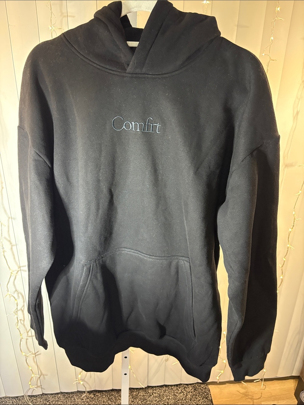 Comfrt Signature Hoodie Onyx Black Large Unisex.New in Bag.    #18